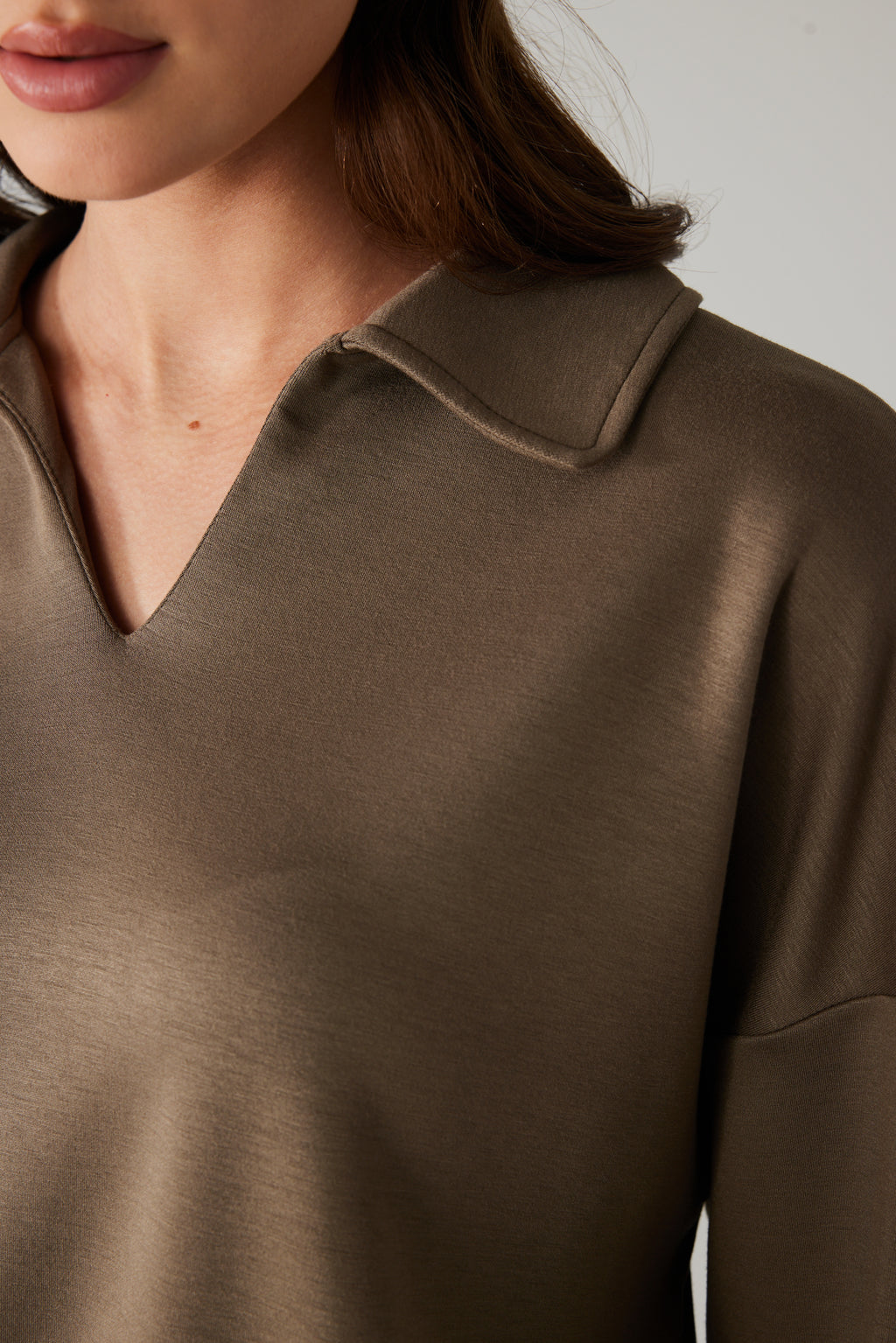 AIRA LOUNGE SET KHAKI