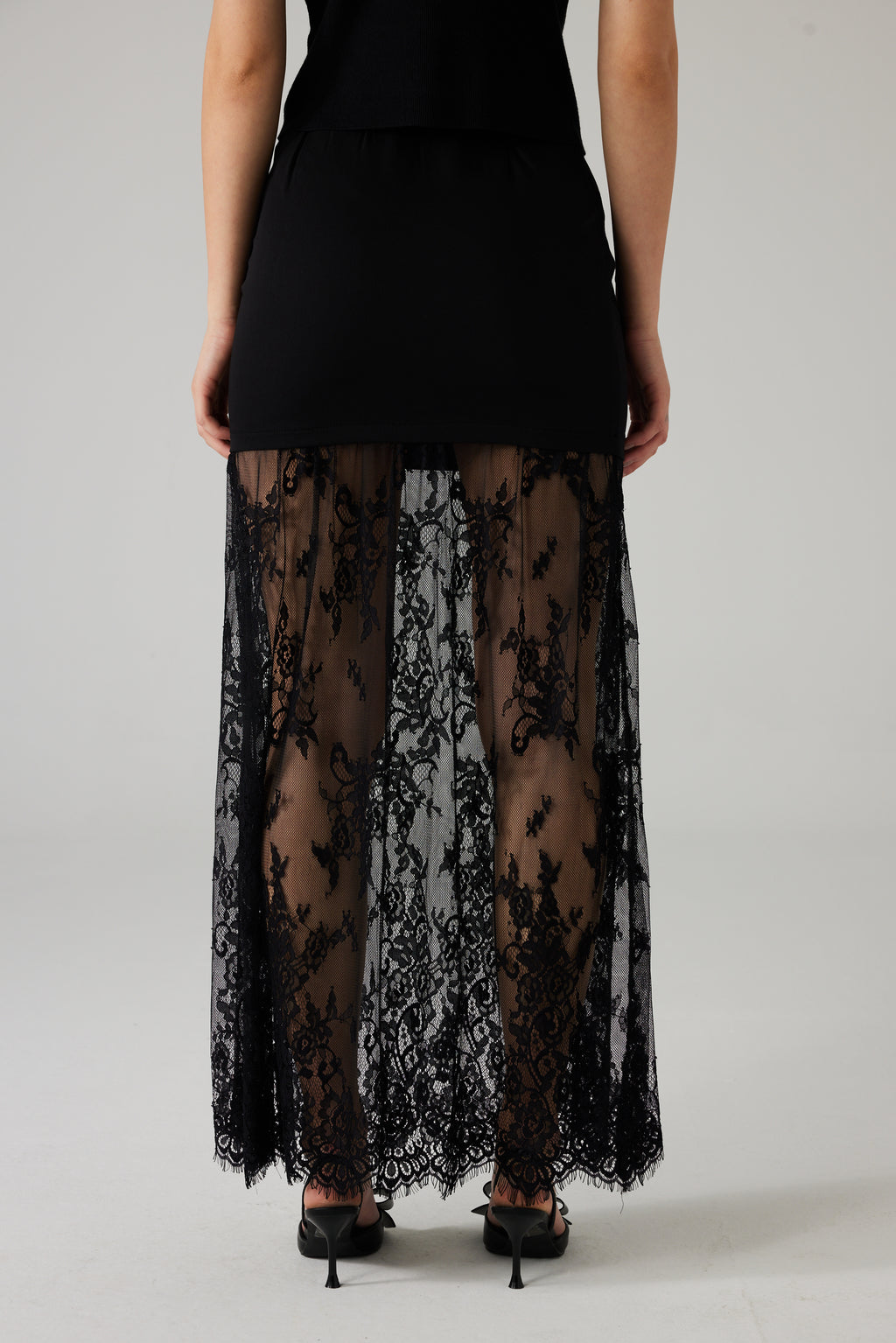 FLORA LONG LACE SKIRT BLACK