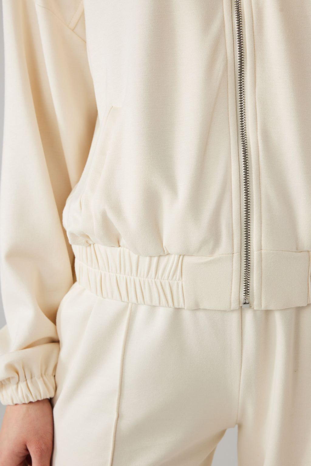 SERO LOUNGEWEAR SET CREAM