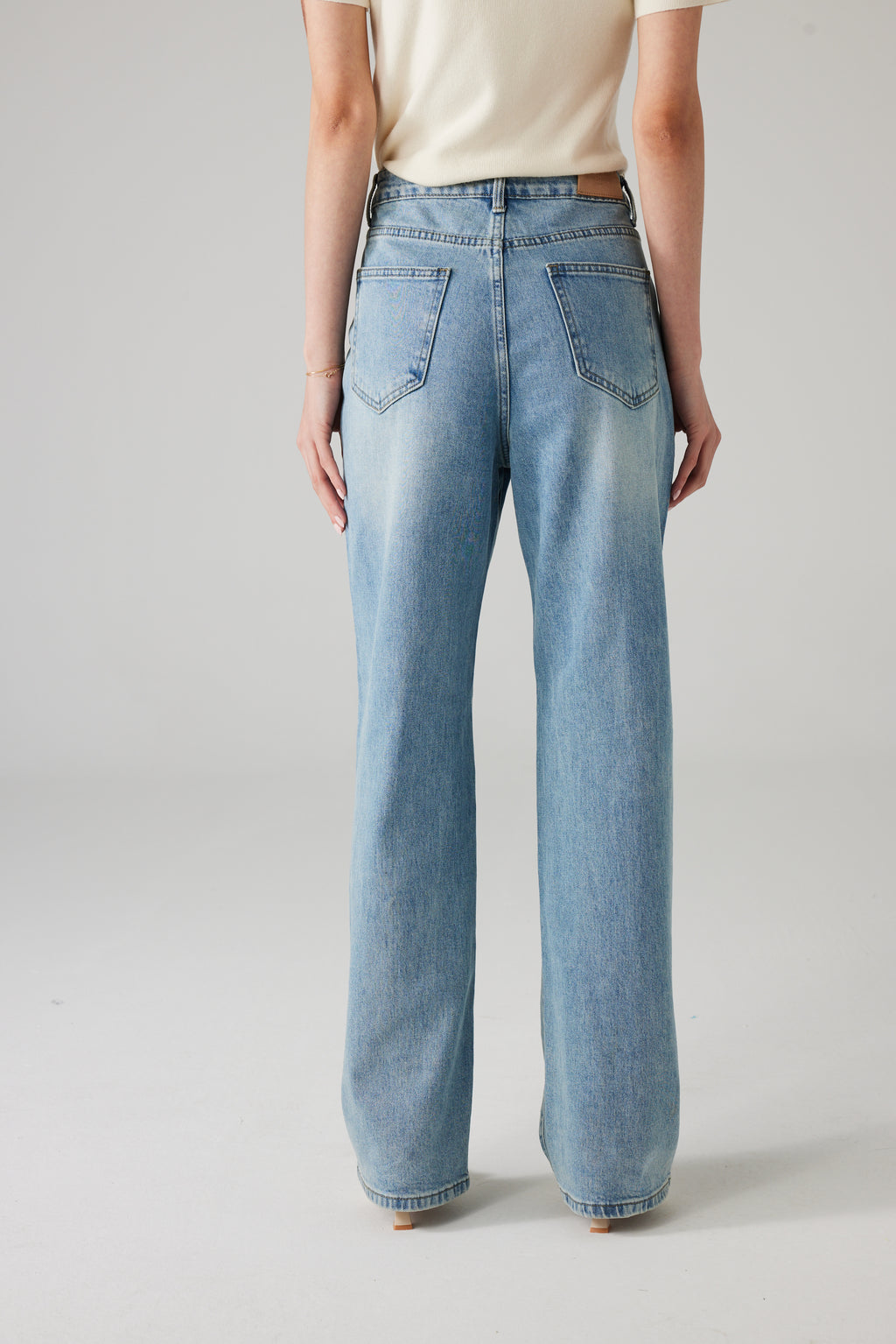 HAILEY STRAIGHT JEANS LIGHT BLUE