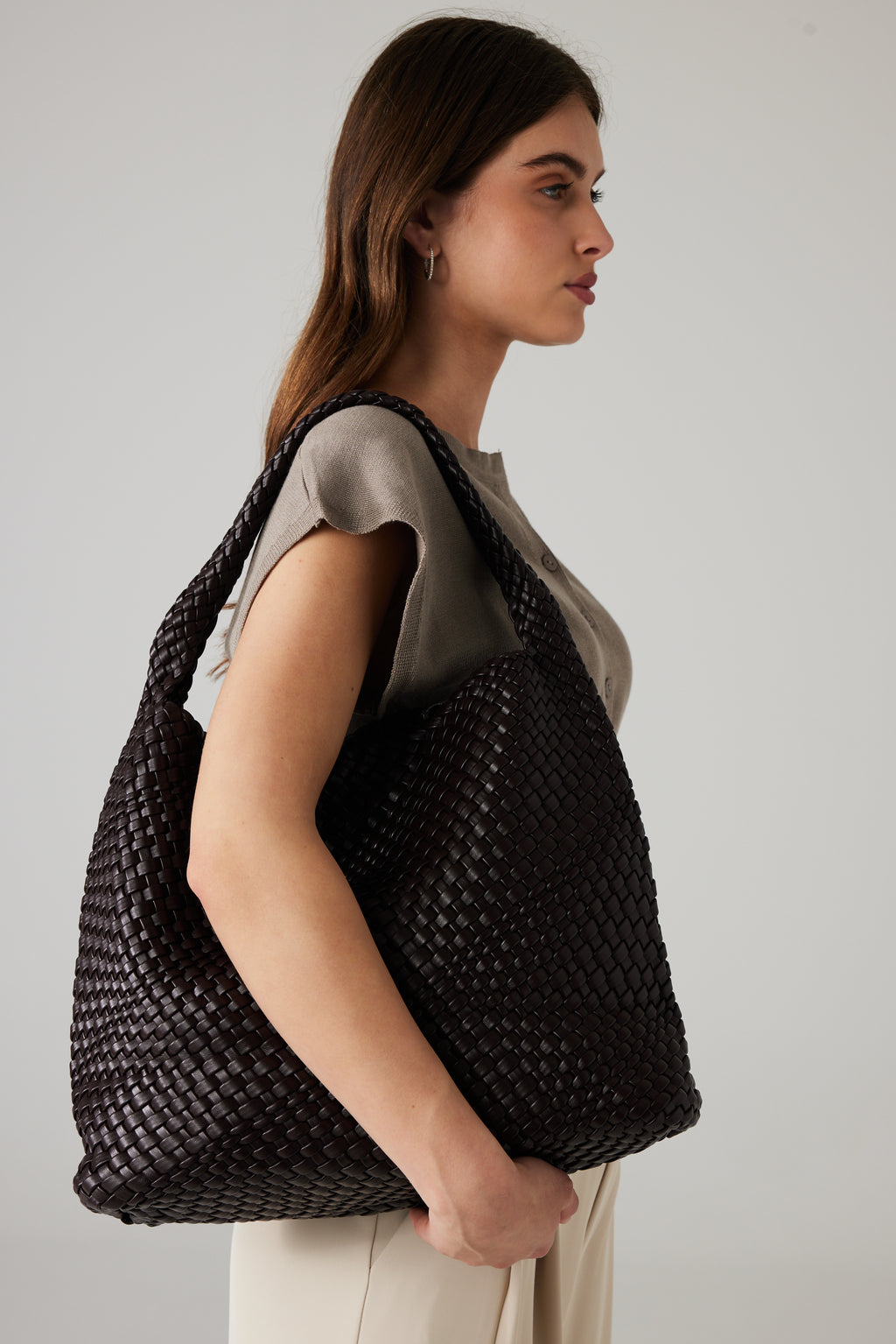 LUMA WOVEN BAG DARK BROWN