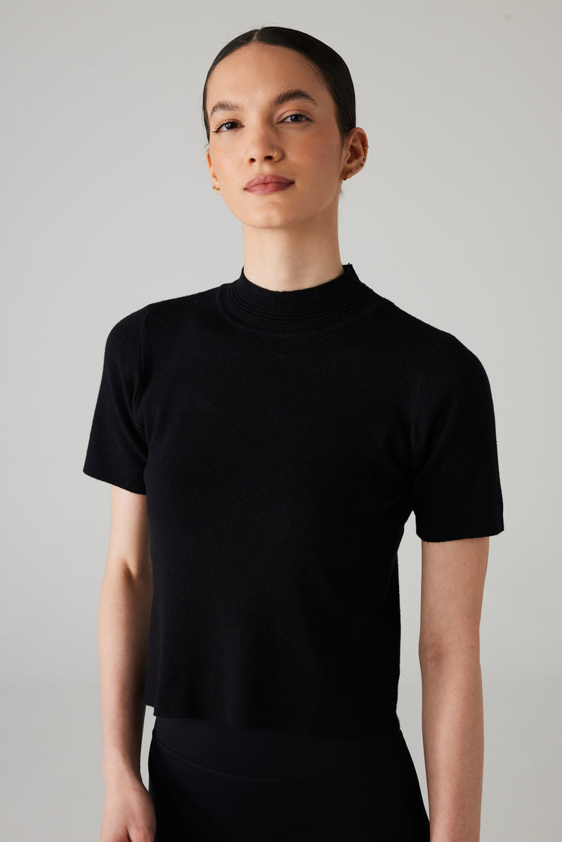 ASTRA SHORT SLEEVE TOP BLACK