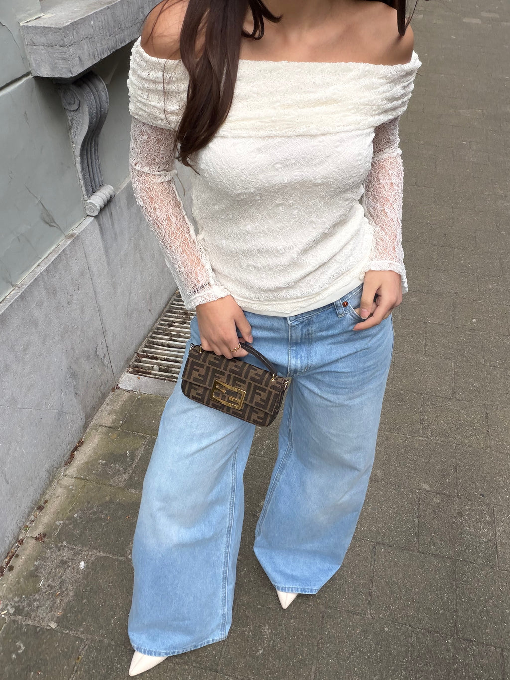 LEAH OFF-SHOULDER LACE TOP - WHITE