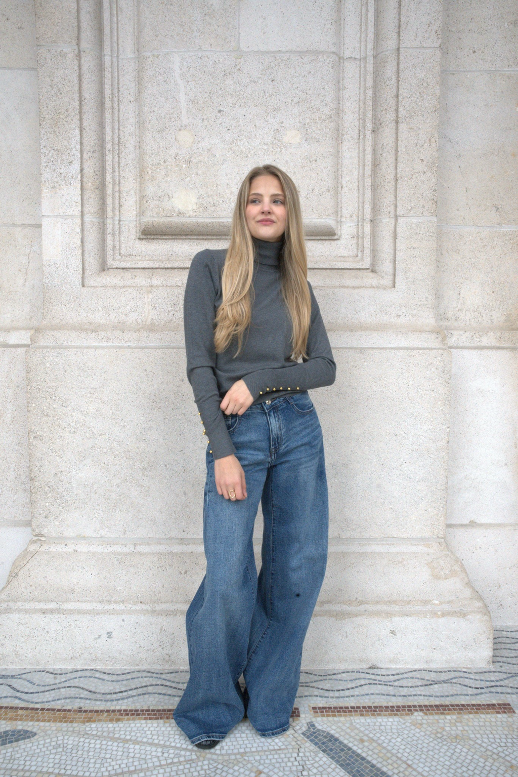 LYRA TURTLENECK KNIT DARK GREY