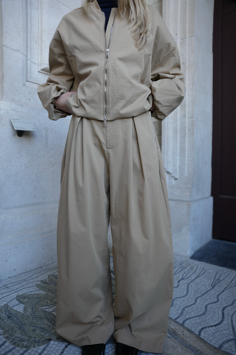 SOLENNE PLEATED TROUSERS BEIGE