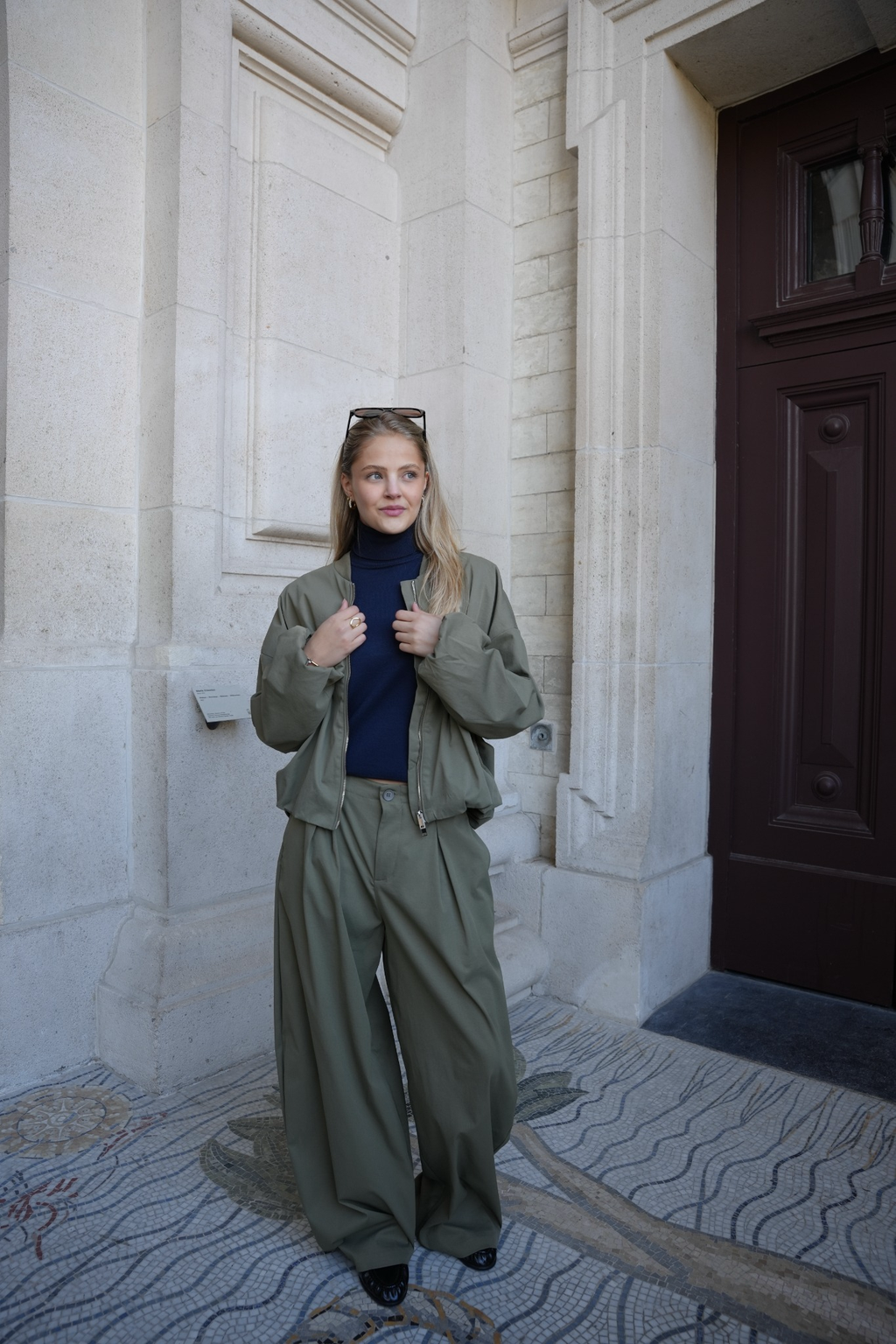 SOLENNE PLEATED TROUSERS KHAKI