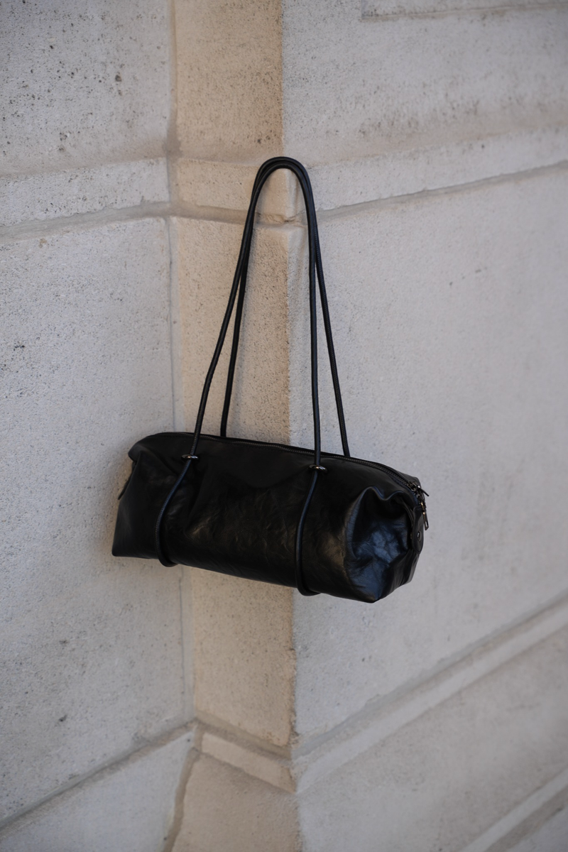 ELVARA BARREL BAG BLACK
