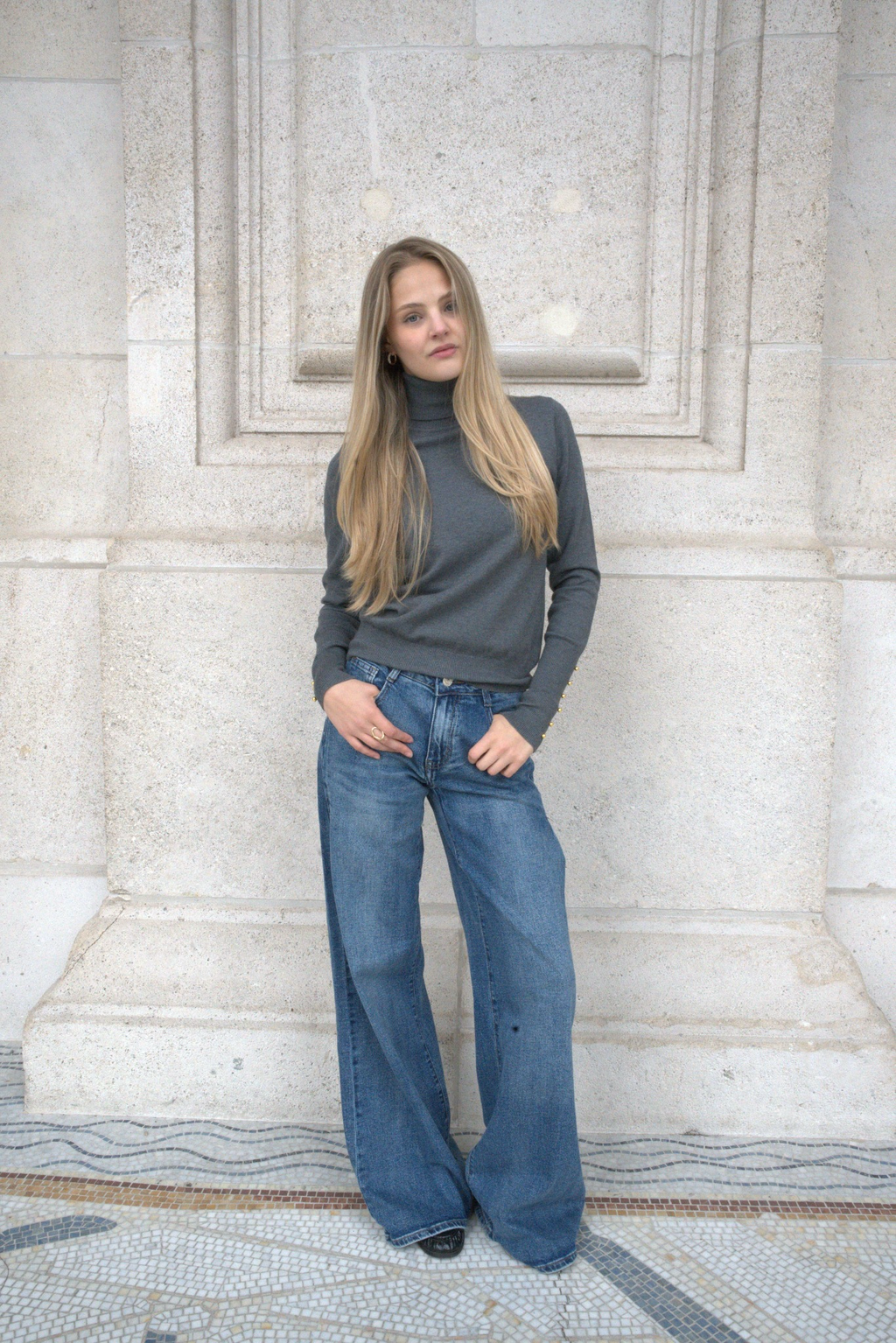 LYRA TURTLENECK KNIT DARK GREY