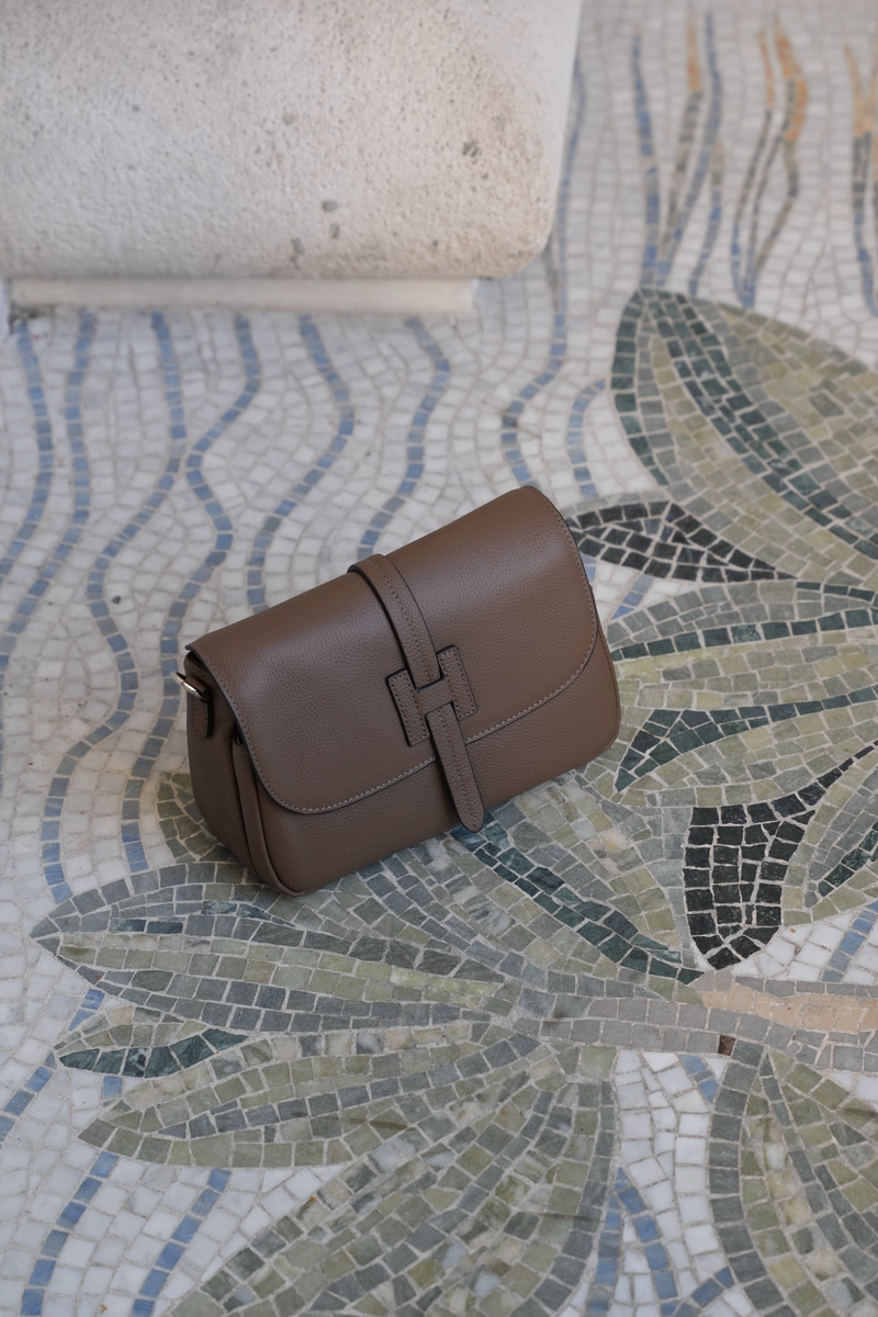 SORENNA CROSSBODY BAG TAUPE INCLUDED WITH 2 STRAPS