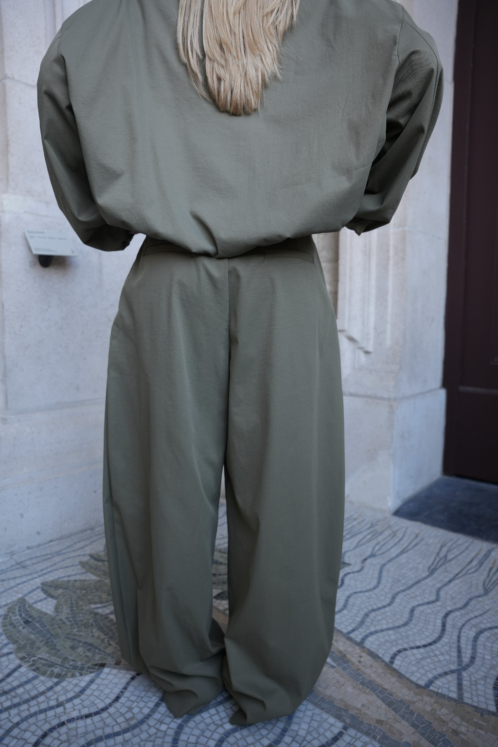 SOLENNE PLEATED TROUSERS KHAKI