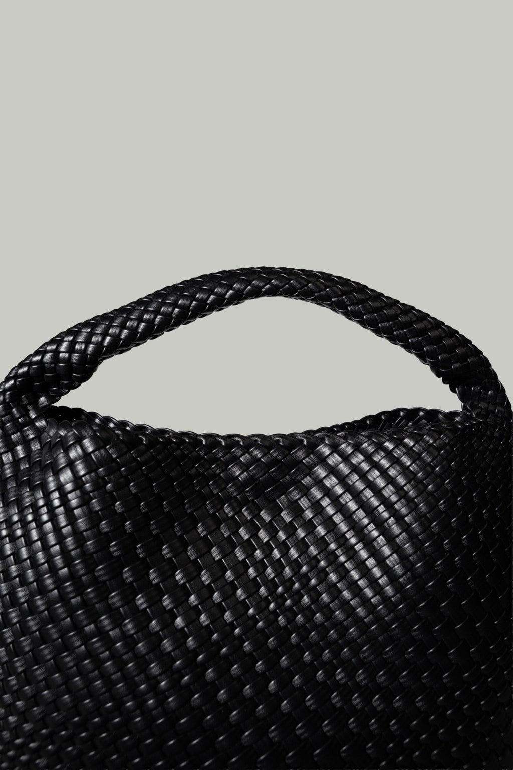 LUMA WOVEN BAG BLACK