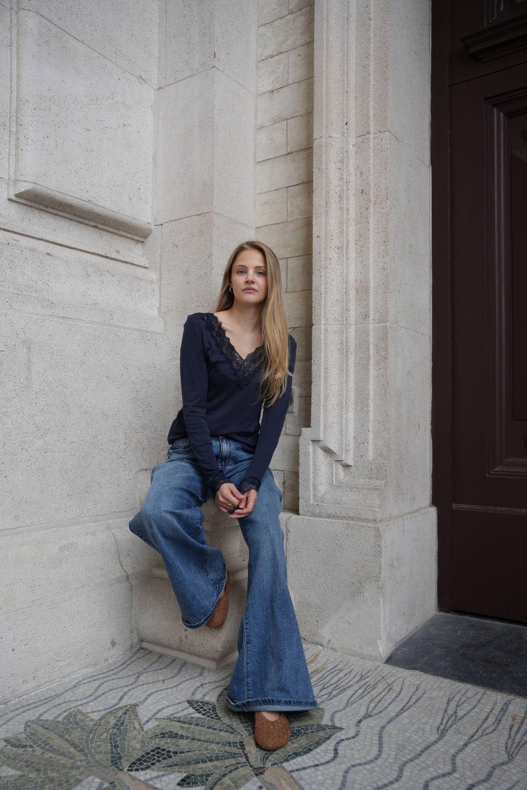 VARENA LACE TOP NAVY